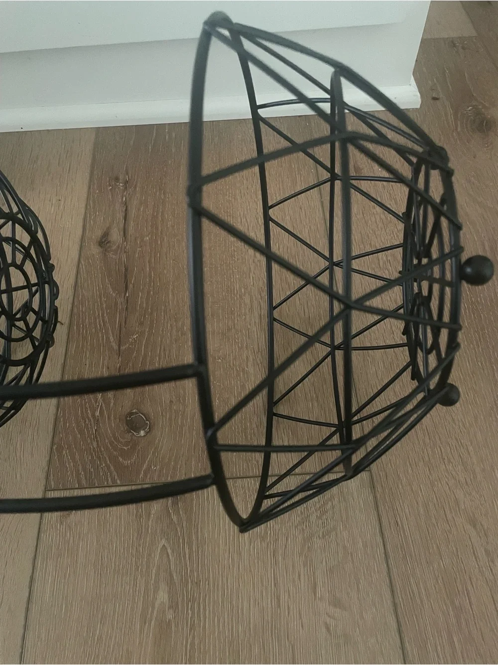 Black Two-Tier Wire Fruit Bowl Stand